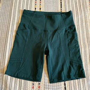 Oiselle long pocket jogger shorts size 12 teal green